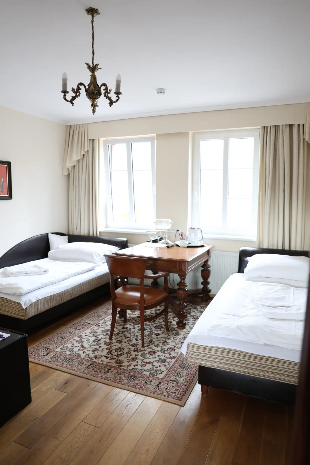 Bojnicky-Vinny-Dom-Hotel-Bojnice-Ubytovanie-v-Bojniciach-izba-classic-3